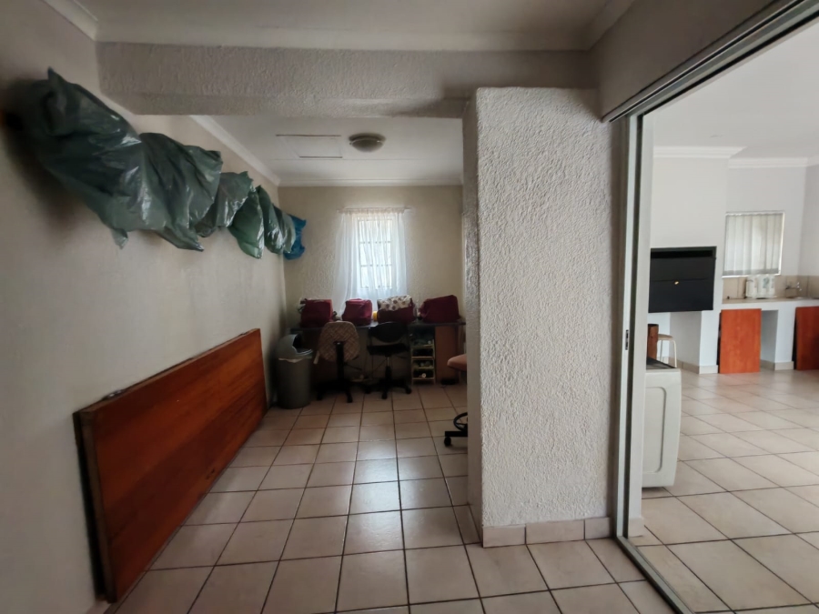 4 Bedroom Property for Sale in Vaalpark Free State